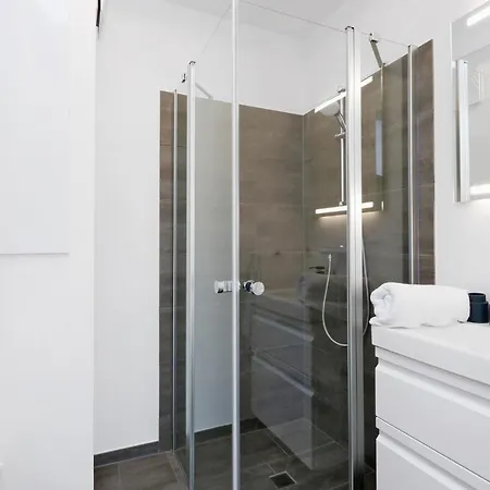 Two-bedroom In Lembruchdummer * Lembruch